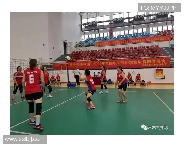 重庆排球队的速度变革引发热议全新战术与训练模式的探索与实践
