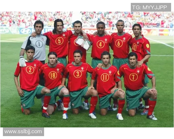 足球巨星跨界挑战穿上篮球球衣展现全新风采与魅力